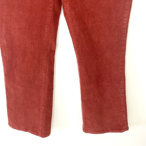 Madewell Cali Demi-Boot Jeans in Corduroy: Button-Front Edition Canterbury Red - Picture 9 of 14